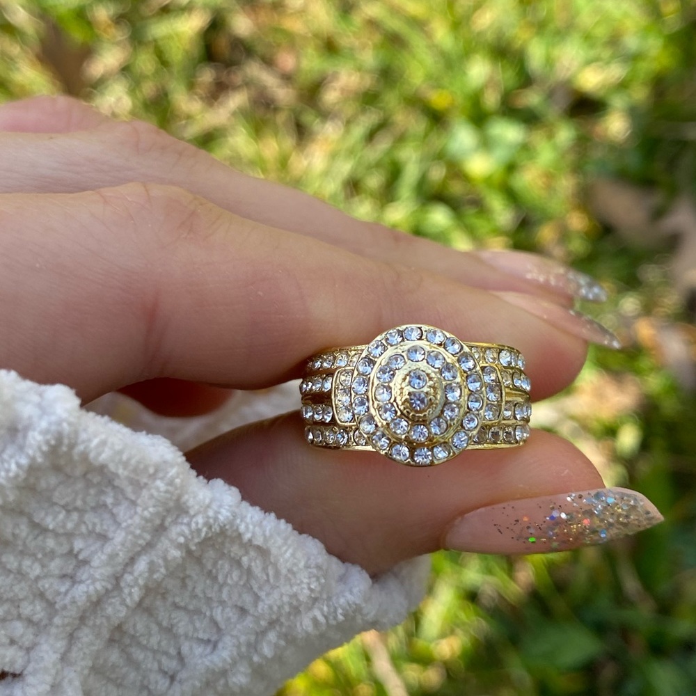 NEW Round Full Rhinestones Engagement Ring - Picture 8 of 11